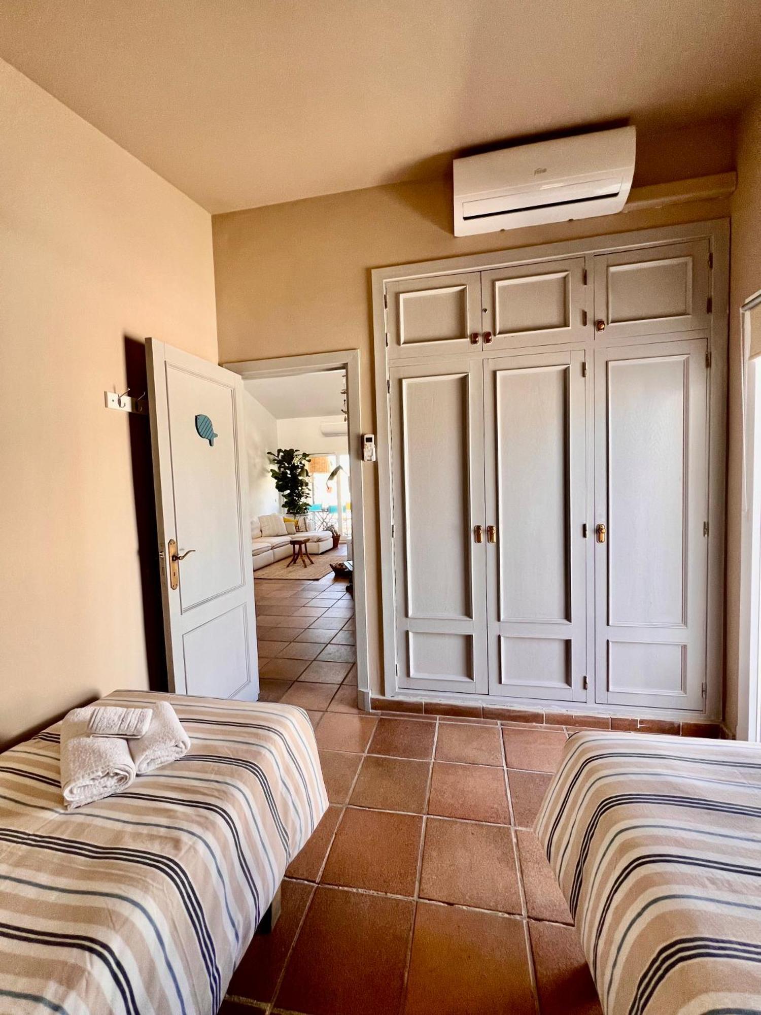 カラン・ボッシュ Gmhouse Minorca Gmhヴィラ エクステリア 写真